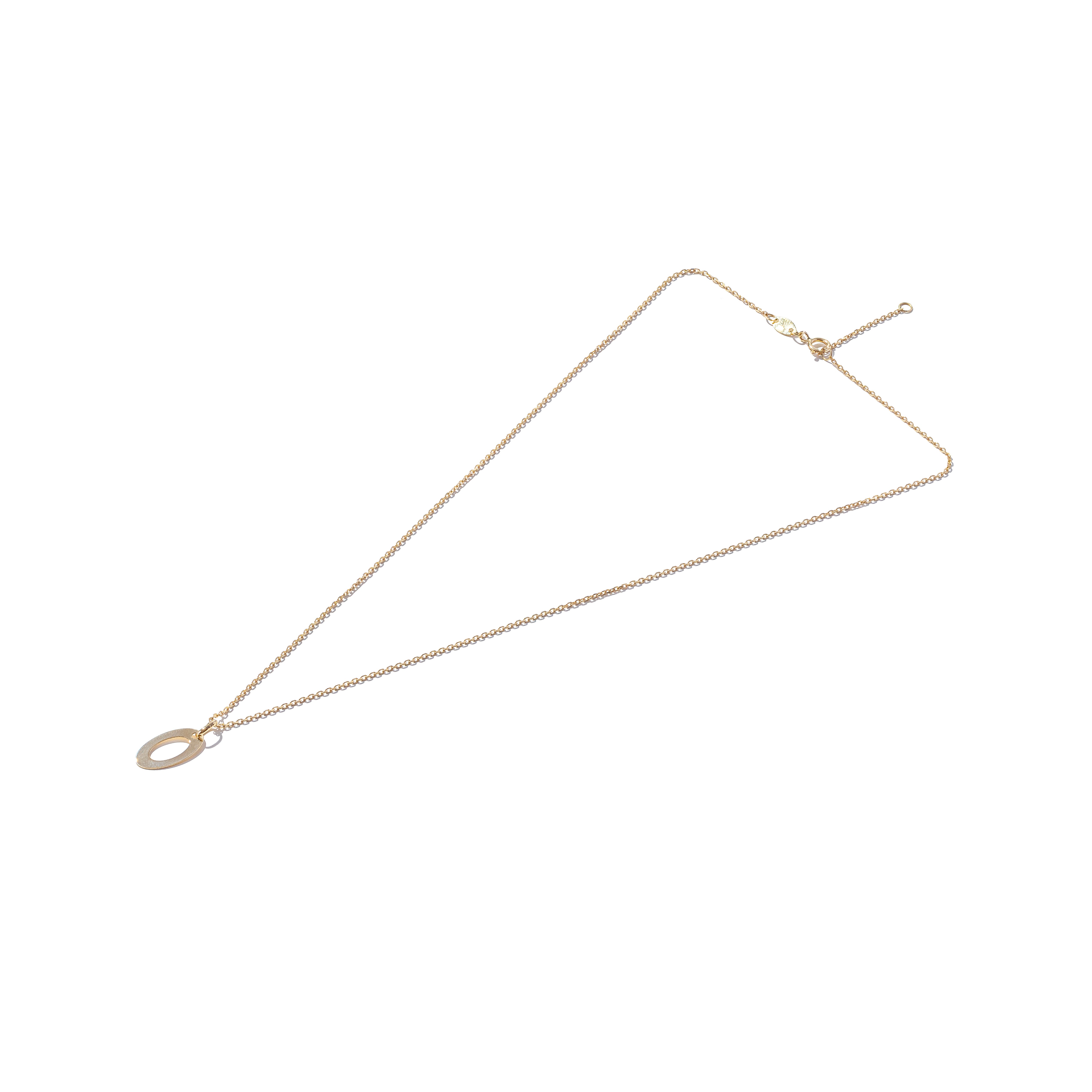 9ct Gold Obviously Oval Pendant
